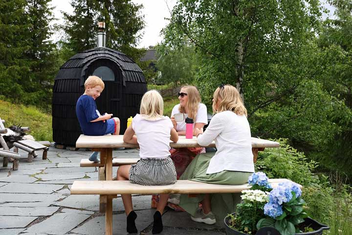 Konglehytta-for-familier-Mjosli720-