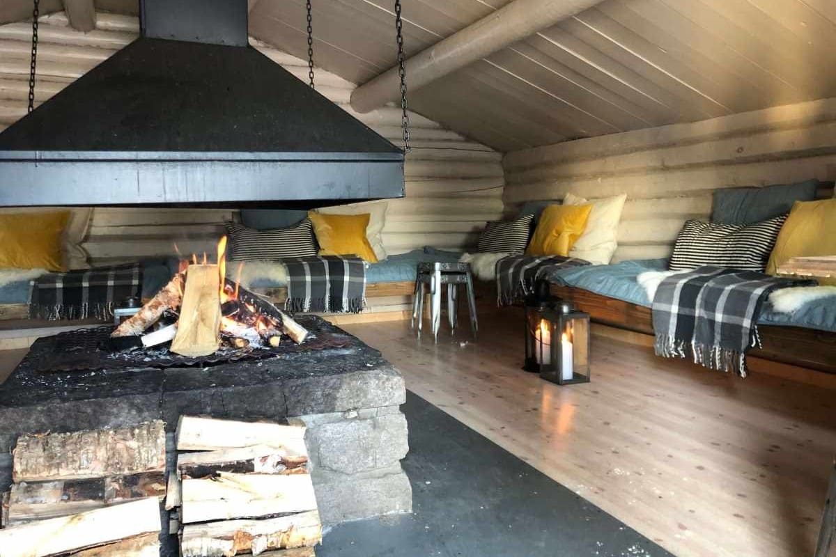 Innvendig i Koie på Budor