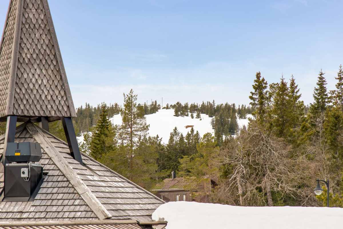Leilighet 8F ligger nært alpinbakken på Budor