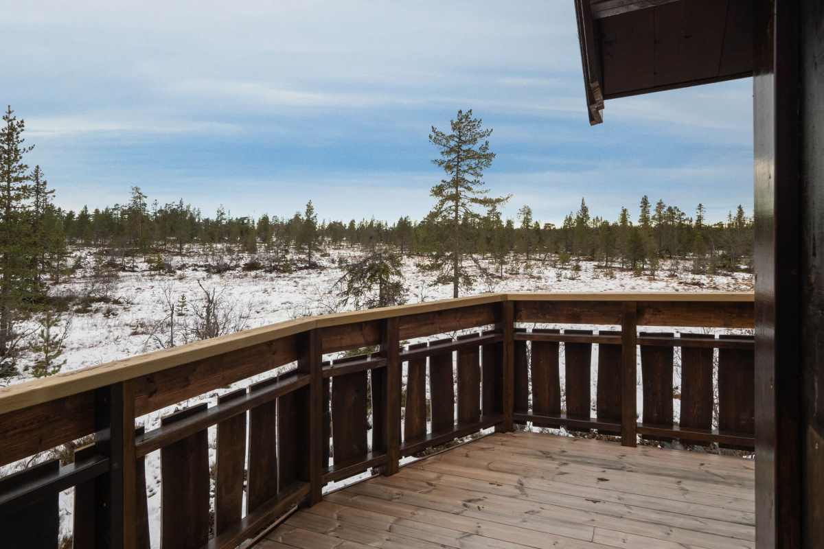 Terrasse med utsikt ved Møssmørlia 15 på Budor