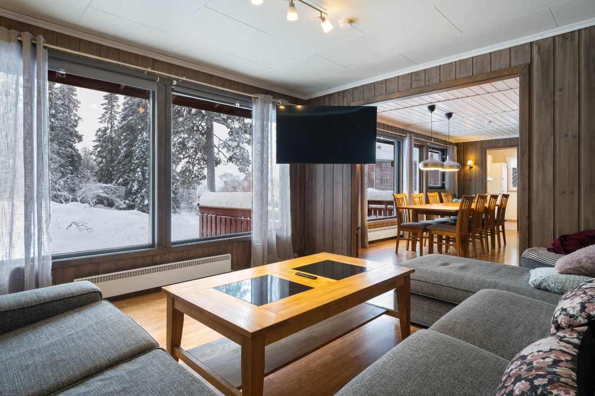 Interiør og natur rundt Oteren på Budor